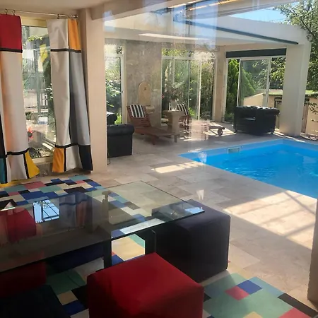 Homestay Terrasse Privee Piscine